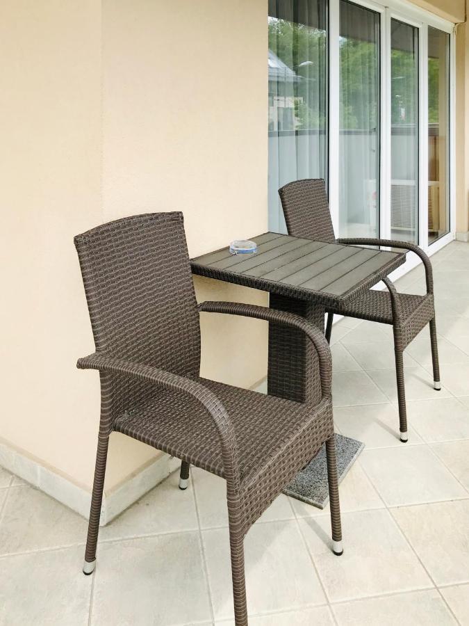 Cafe Relax Apartments Hévíz Exterior foto